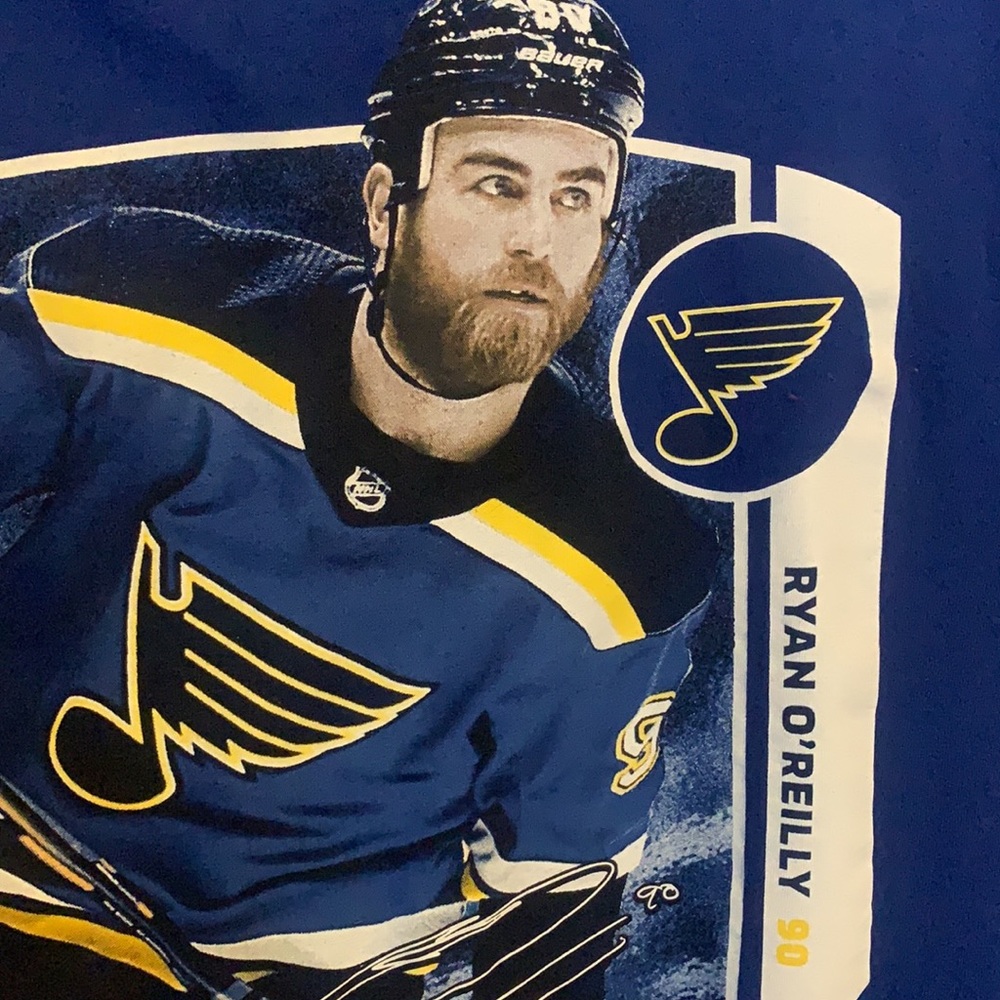 Men’s St. Louis Blues Ryan O’Reilly Conn Smythe T-Shirt - Picture 4 of 6